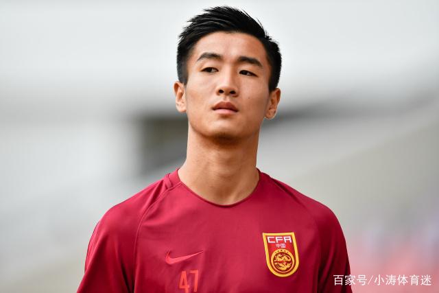 瓦伦西亚后卫塞萨尔-雷克尼成西甲乌龙王